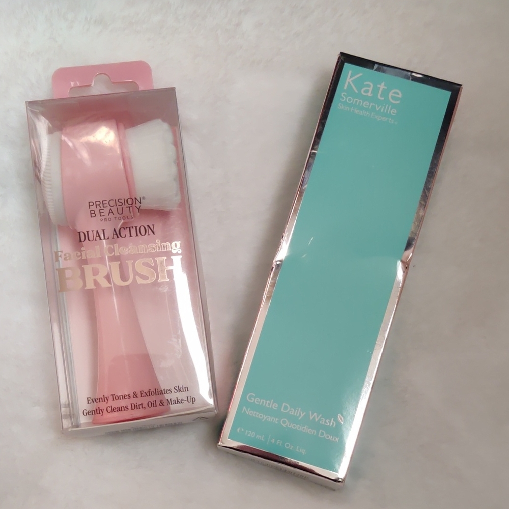 Kate Somerville Gentle Daily Wash with Pink Facial Cleansing Brush